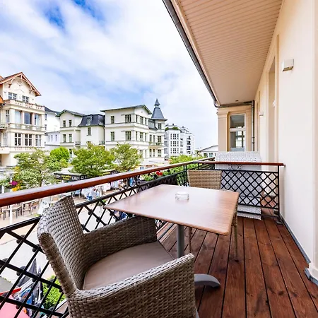 Glaeser Apartment *