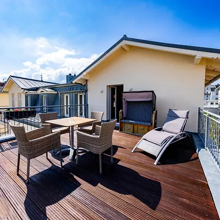 Glaeser Apartment